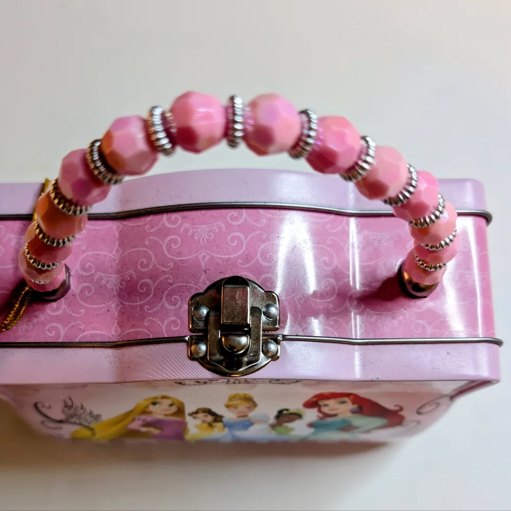 ✨ Disney Princess Pink Metal Tin Purse – Beaded Handle – NWOT ✨